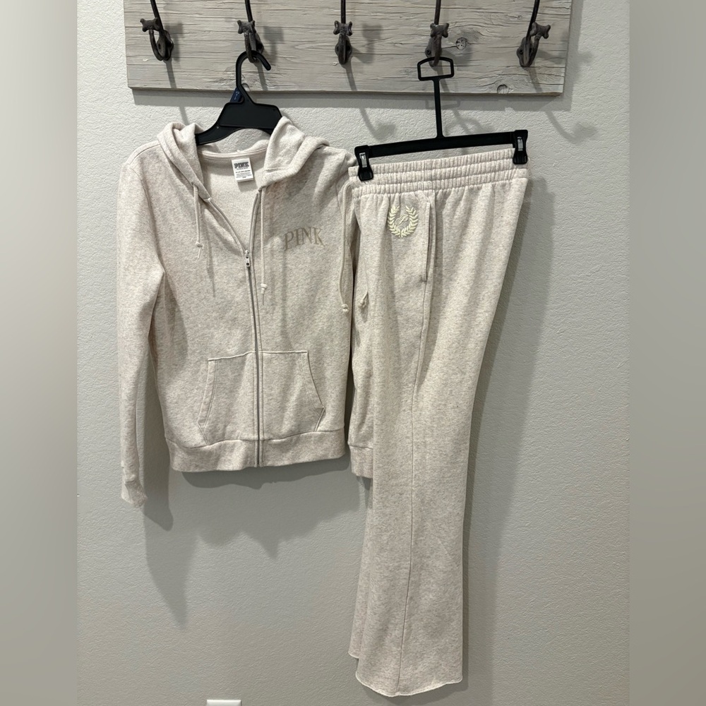 PINK Victoria's Secret Cream Heather Lounge Set